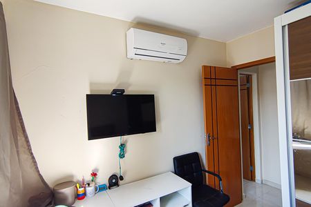 Quarto 2 de apartamento à venda com 2 quartos, 44m² em Jacarepaguá, Rio de Janeiro