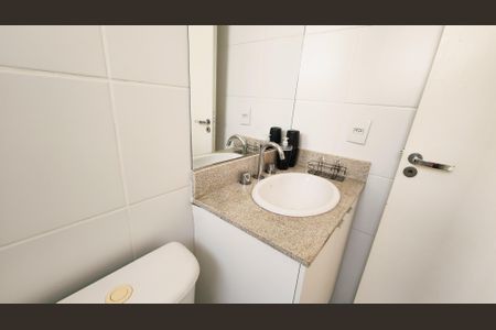 Apartamento à venda com 64m², 2 quartos e 1 vaga Apartamento à venda com 64m², 2 quartos e 1 vagaBanheiro da Suíte
