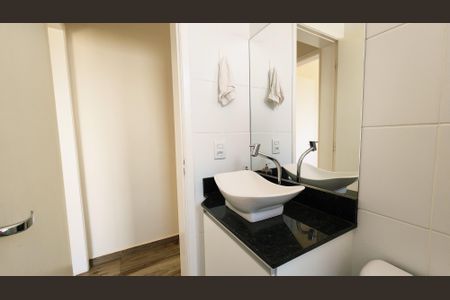 Apartamento à venda com 64m², 2 quartos e 1 vaga Apartamento à venda com 64m², 2 quartos e 1 vagaBanheiro