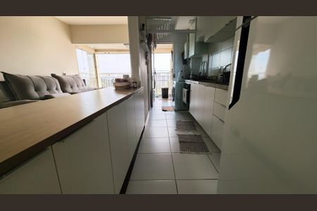 Apartamento à venda com 64m², 2 quartos e 1 vaga Apartamento à venda com 64m², 2 quartos e 1 vagaCozinha e Área de Serviço