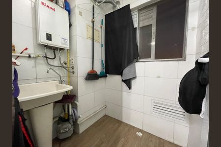 Apartamento à venda com 65m², 2 quartos e 1 vagaÁrea de Serviço