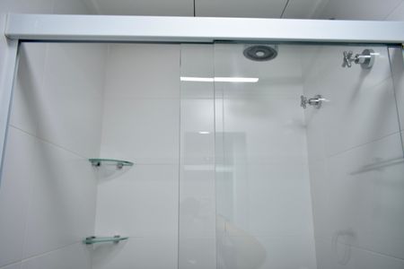 Studio para alugar com 20m², 0 quarto e sem vaga Studio para alugar com 20m², 0 quarto e sem vagaBanheiro