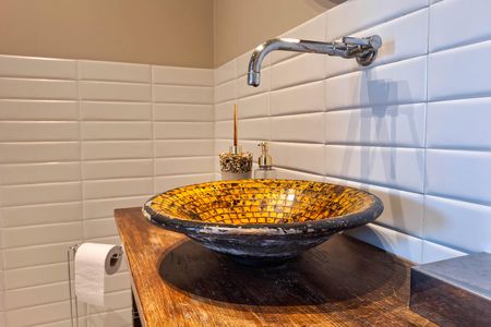 Casa de condomínio à venda com 531m², 4 quartos e 2 vagas Casa de condomínio à venda com 531m², 4 quartos e 2 vagasLavabo