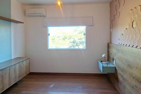 Casa de condomínio à venda com 531m², 4 quartos e 2 vagas Casa de condomínio à venda com 531m², 4 quartos e 2 vagasSuíte 1