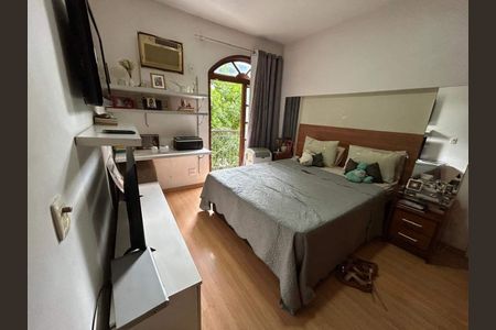 Apartamento à venda com 2 quartos, 114m² em Grajaú, Rio de Janeiro