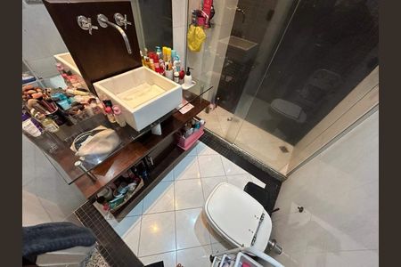 Apartamento à venda com 114m², 2 quartos e 1 vaga