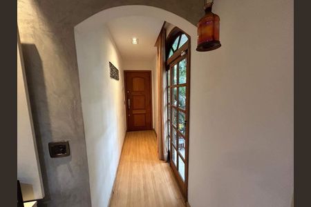 Apartamento à venda com 114m², 2 quartos e 1 vaga