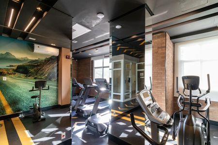 Apartamento à venda com 136m², 4 quartos e 3 vagas Apartamento à venda com 136m², 4 quartos e 3 vagasÁrea comum - Academia