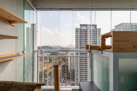 Apartamento à venda com 136m², 4 quartos e 3 vagas Apartamento à venda com 136m², 4 quartos e 3 vagasVaranda da Suíte 2