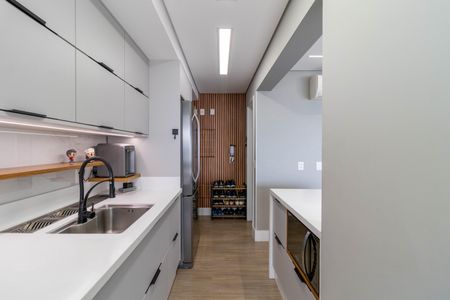 Apartamento à venda com 136m², 4 quartos e 3 vagas Apartamento à venda com 136m², 4 quartos e 3 vagasCozinha