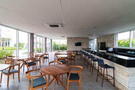 Apartamento à venda com 136m², 4 quartos e 3 vagas Apartamento à venda com 136m², 4 quartos e 3 vagasÁrea comum - Salão de festas