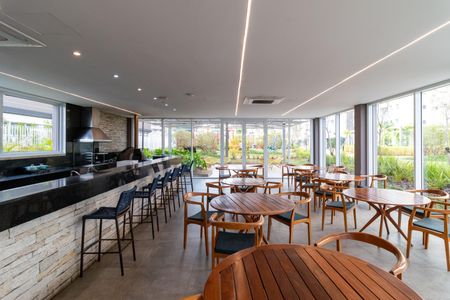 Apartamento à venda com 136m², 4 quartos e 3 vagas Apartamento à venda com 136m², 4 quartos e 3 vagasÁrea comum - Salão de festas