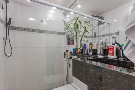 Apartamento à venda com 54m², 2 quartos e 1 vagaBanheiro Social