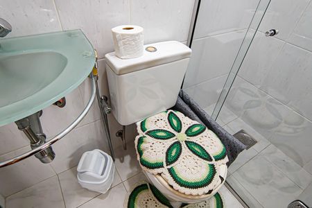 Apartamento à venda com 225m², 3 quartos e 4 vagas Apartamento à venda com 225m², 3 quartos e 4 vagasBanheiro de Serviço