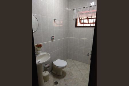 Casa à venda com 198m², 3 quartos e 2 vagas