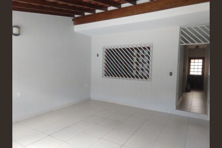 Casa à venda com 198m², 3 quartos e 2 vagas