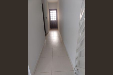 Casa à venda com 198m², 3 quartos e 2 vagas
