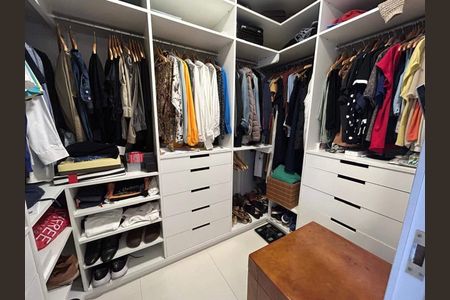 Apartamento à venda com 304m², 4 quartos e 3 vagas