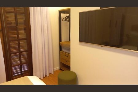 Casa à venda com 2 quartos, 100m² em Cambuci, São Paulo