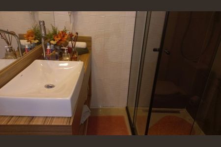 Casa à venda com 2 quartos, 100m² em Cambuci, São Paulo