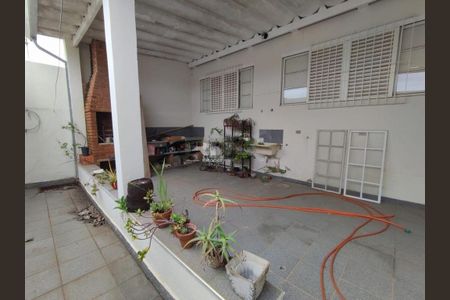 Casa à venda com 200m², 3 quartos e 1 vaga