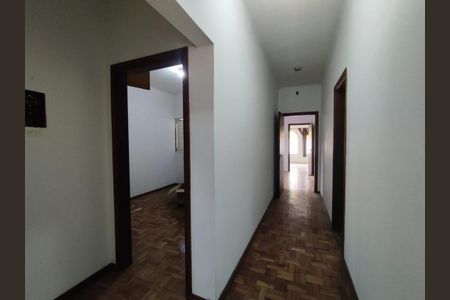 Casa à venda com 200m², 3 quartos e 1 vaga