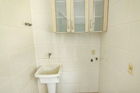 Casa à venda com 587m², 3 quartos e 4 vagas Casa à venda com 587m², 3 quartos e 4 vagasÁrea de Serviço