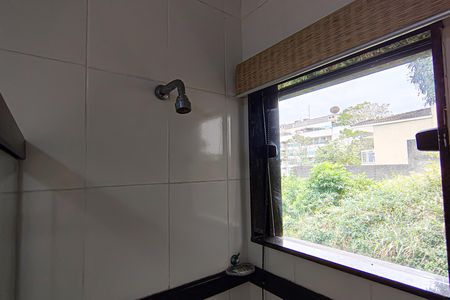 Casa à venda com 587m², 3 quartos e 4 vagas Casa à venda com 587m², 3 quartos e 4 vagasBanheiro 2