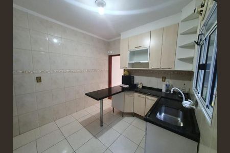 Casa à venda com 2 quartos, 125m² em Vila Lucinda, Santo André
