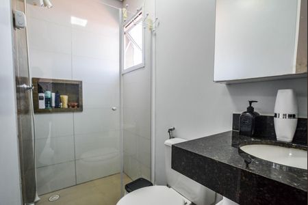 Apartamento à venda com 100m², 2 quartos e 2 vagasBanheiro da Suíte