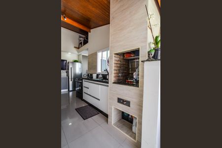 Apartamento à venda com 100m², 2 quartos e 2 vagasCozinha e Área de Serviço