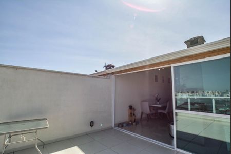 Apartamento à venda com 100m², 2 quartos e 2 vagasCobertura