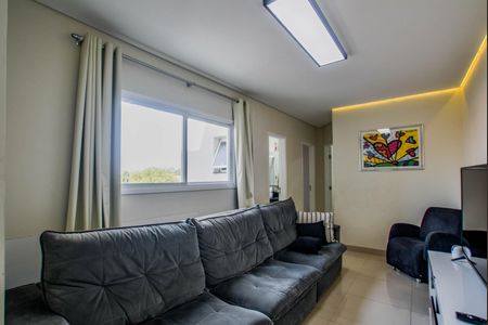 Sala de apartamento à venda com 2 quartos, 100m² em Vila Curuçá, Santo André