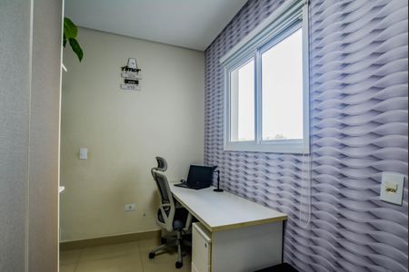 Apartamento à venda com 100m², 2 quartos e 2 vagasEscritório