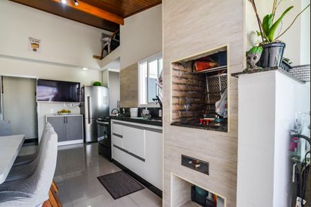 Apartamento à venda com 100m², 2 quartos e 2 vagasCozinha e Área de Serviço