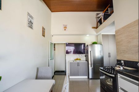 Apartamento à venda com 100m², 2 quartos e 2 vagasCozinha e Área de Serviço