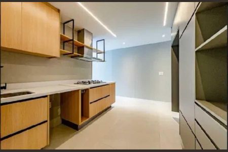 Apartamento à venda com 120m², 3 quartos e sem vaga