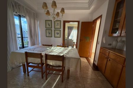 Apartamento à venda com 3 quartos, 255m² em Vila Suzana, São Paulo