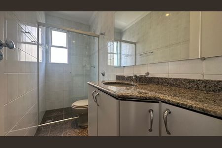 Apartamento à venda com 95m², 3 quartos e 2 vagasBanheiro 