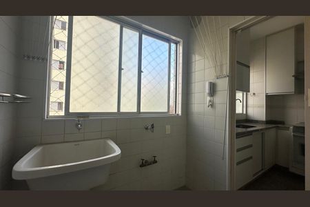 Apartamento à venda com 95m², 3 quartos e 2 vagasÁrea de serviço 