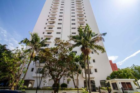 Apartamento à venda com 92m², 2 quartos e 2 vagas Apartamento à venda com 92m², 2 quartos e 2 vagasFachada do Prédio