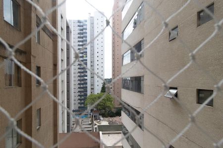 Vista do Quarto de apartamento para alugar com 1 quarto, 38m² em Mercês, Curitiba