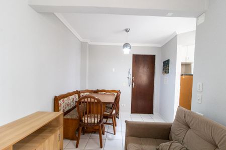 Sala de apartamento para alugar com 1 quarto, 38m² em Mercês, Curitiba