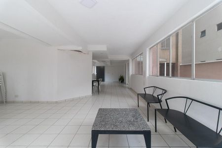 Apartamento para alugar com 38m², 1 quarto e sem vagaÁrea comum - Salão de festas