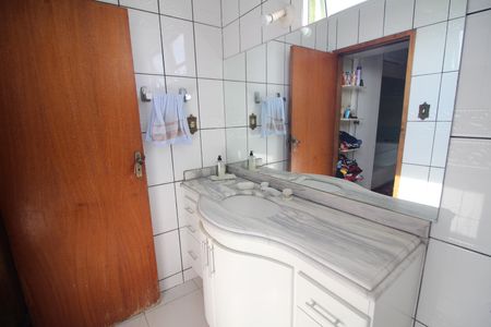 Apartamento à venda com 160m², 3 quartos e 1 vagaBanheiro Suíte 1