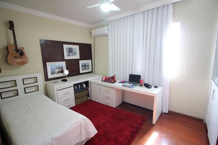 Apartamento à venda com 160m², 3 quartos e 1 vagaSuíte 2