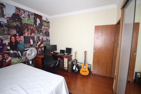 Quarto 1 de apartamento à venda com 3 quartos, 160m² em Jardim Riacho das Pedras, Contagem