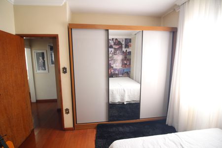 Apartamento à venda com 160m², 3 quartos e 1 vagaQuarto 1