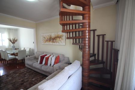 Apartamento à venda com 160m², 3 quartos e 1 vagaSala