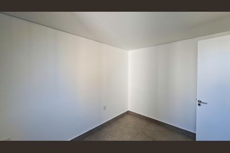 Apartamento à venda com 143m², 4 quartos e 3 vagas Apartamento à venda com 143m², 4 quartos e 3 vagasQuarto 2